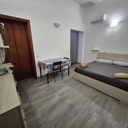 Casa Vacanza Monoboito Куарту-Сант'Елена Екстер'єр фото
