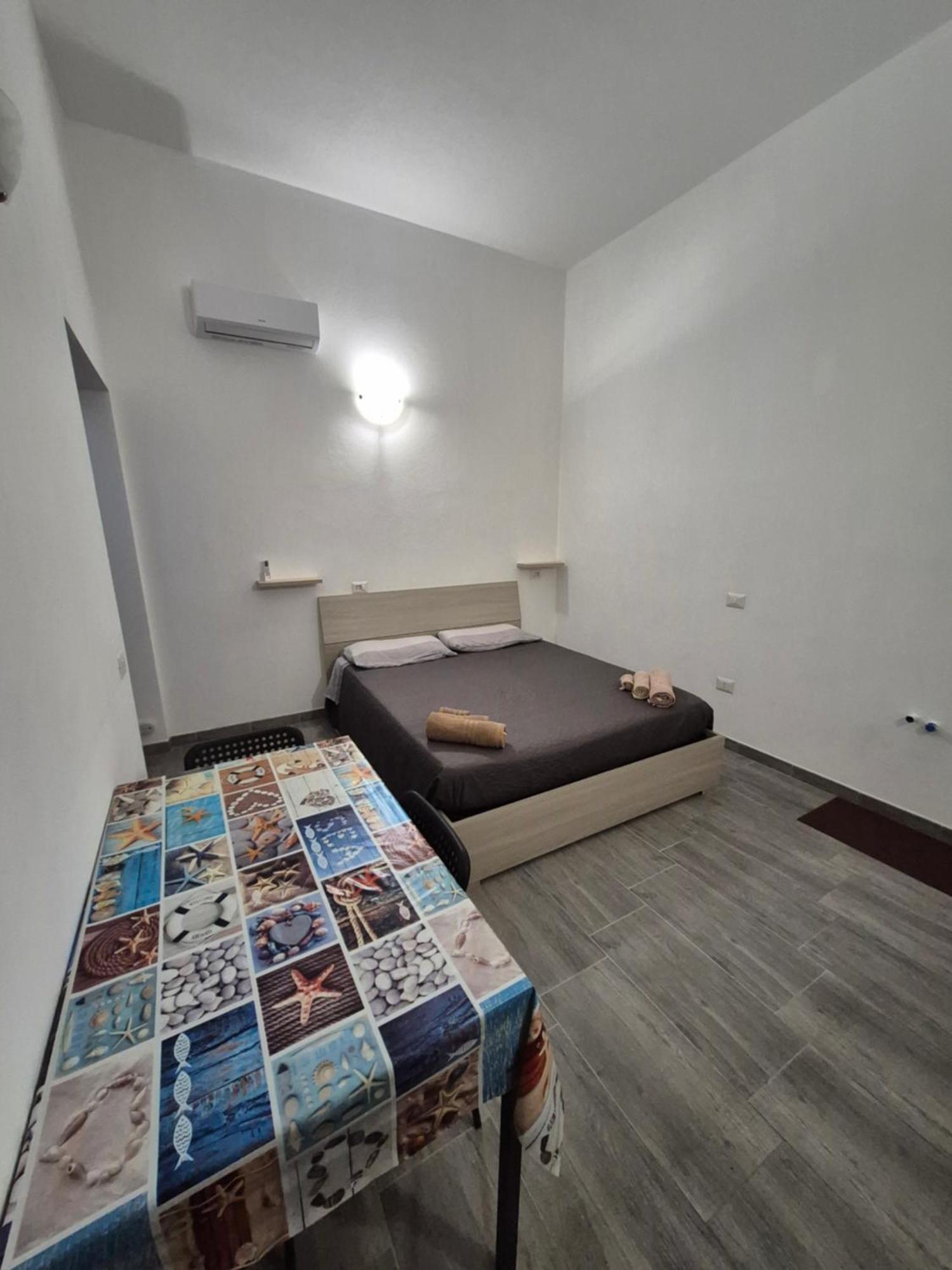 Casa Vacanza Monoboito Куарту-Сант'Елена Екстер'єр фото