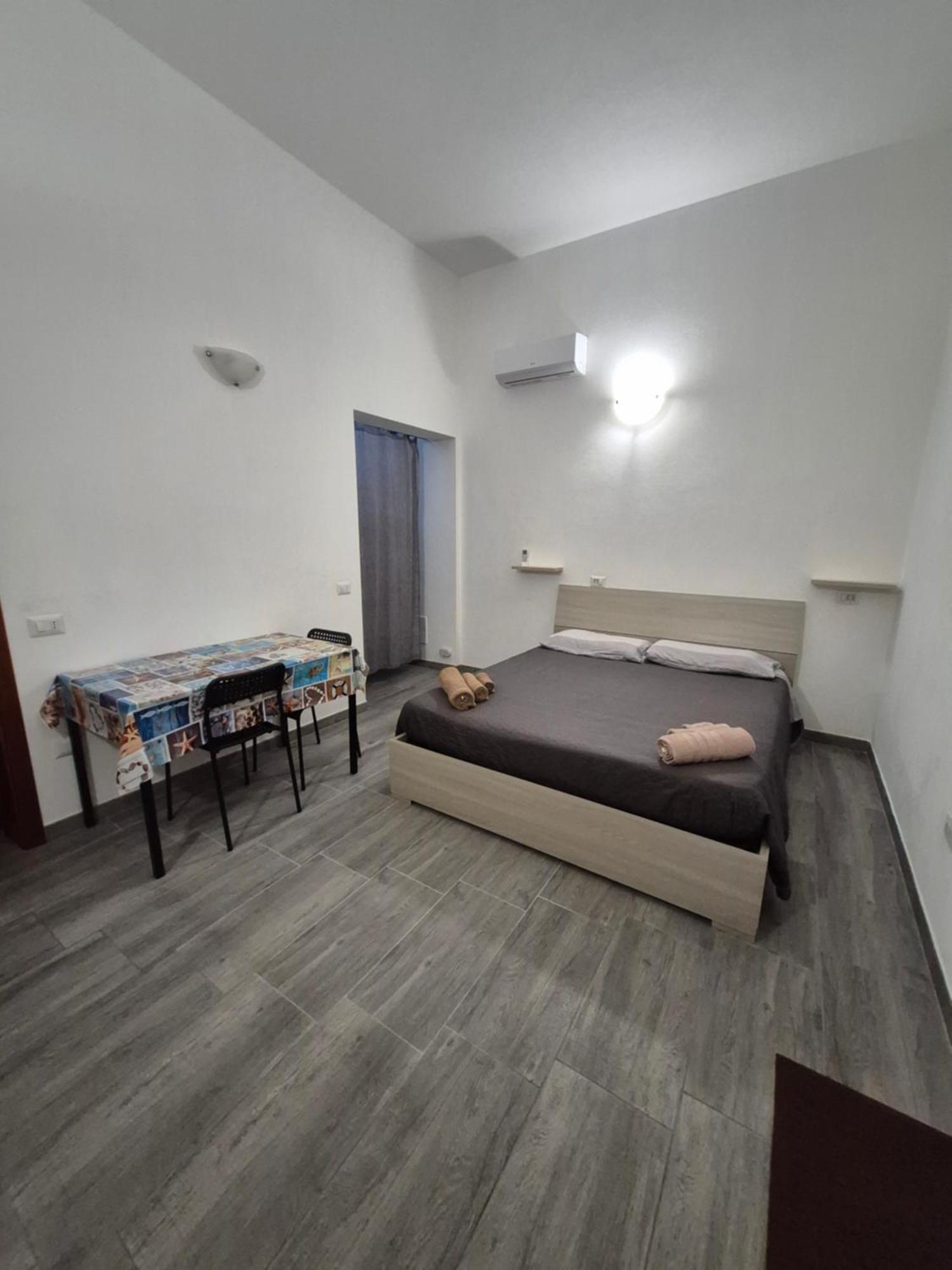 Casa Vacanza Monoboito Куарту-Сант'Елена Екстер'єр фото